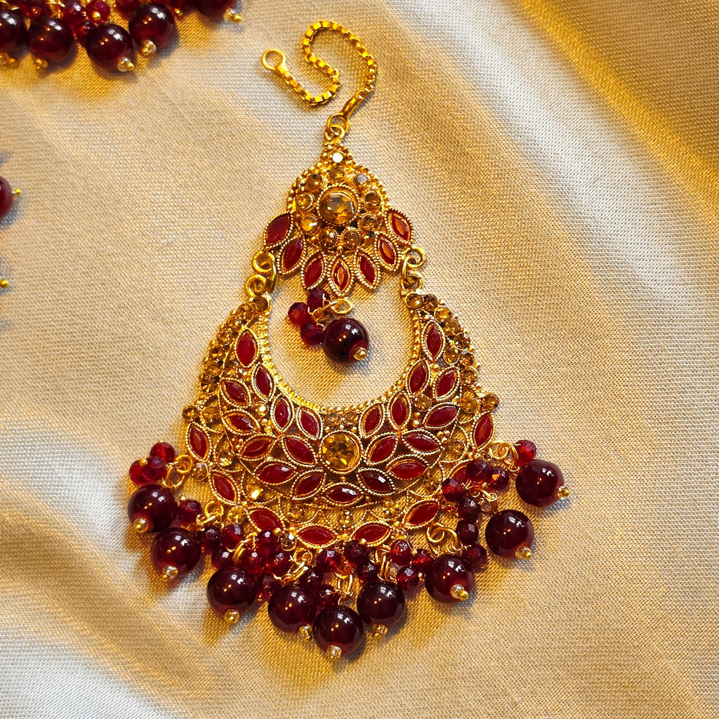 Maroon Minal
