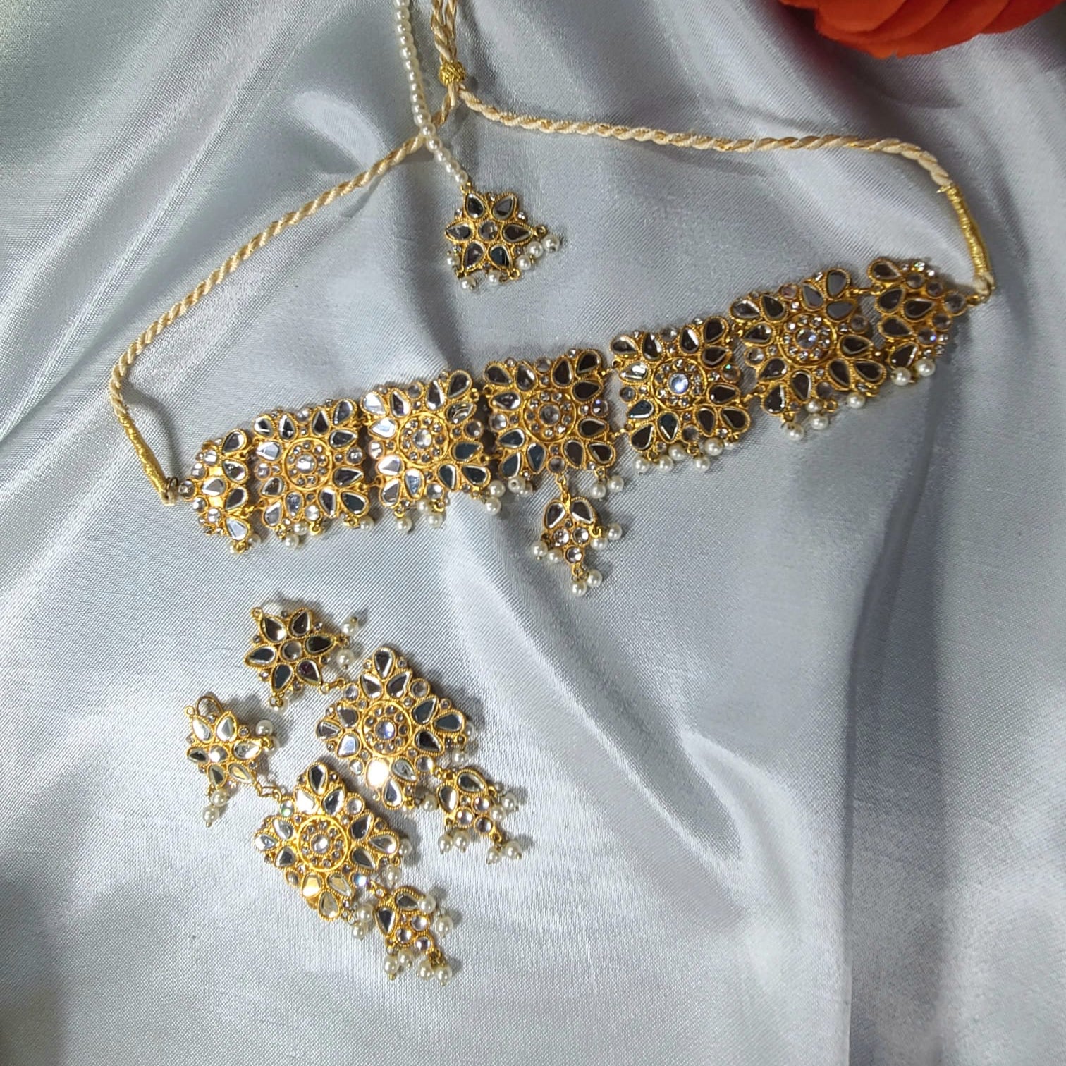 Gold Kundan Choker