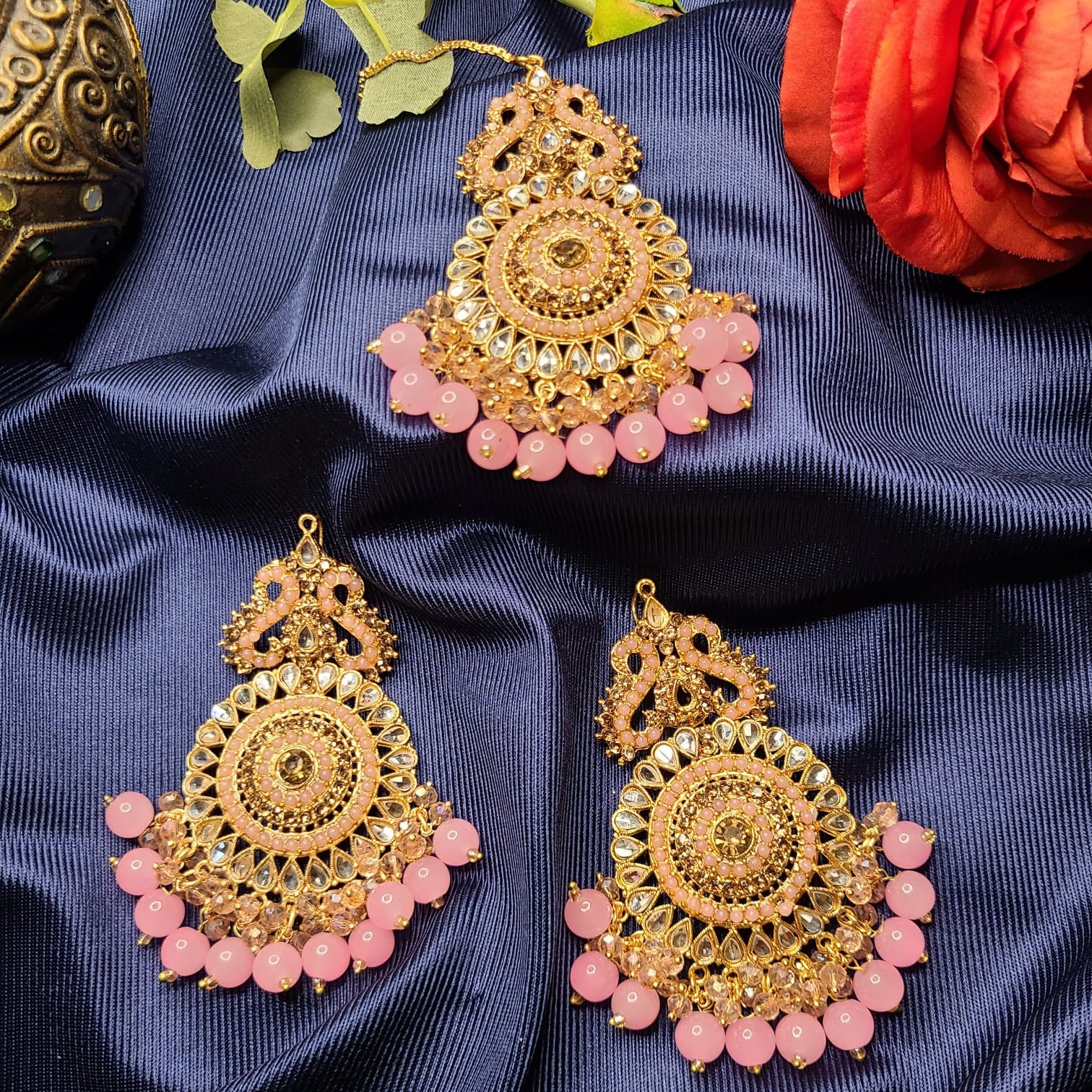 Pink Afsaana